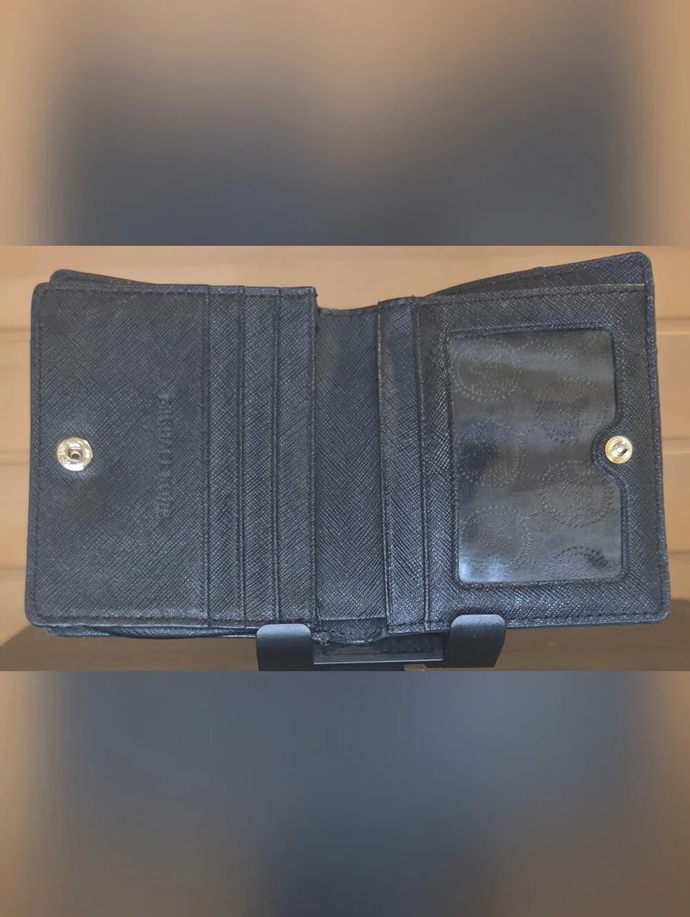 Michael Kors Black Saffiano Leather Bifold Wallet Card Holder EUC